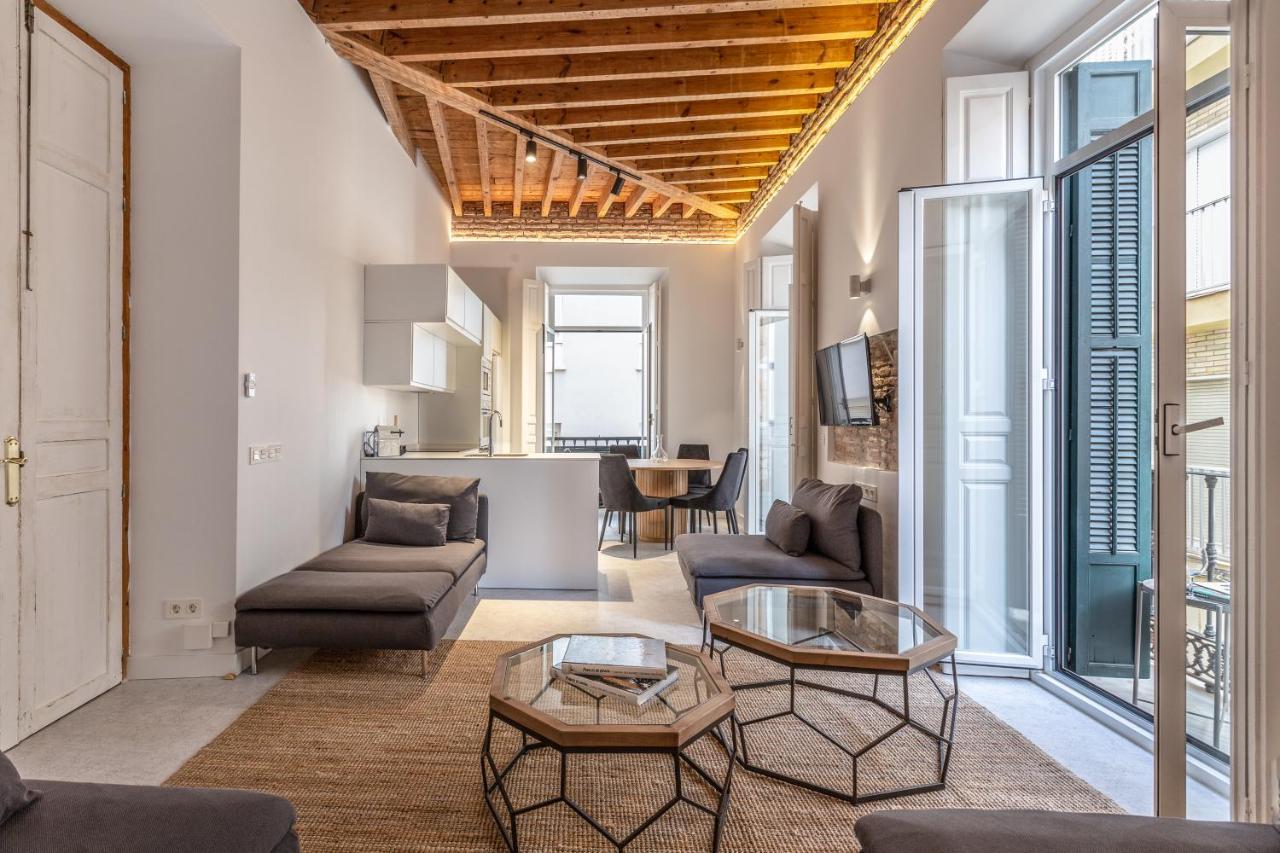 Apartment Wonderful With Three Bedrooms And Two Bathrooms In The Center Málaga