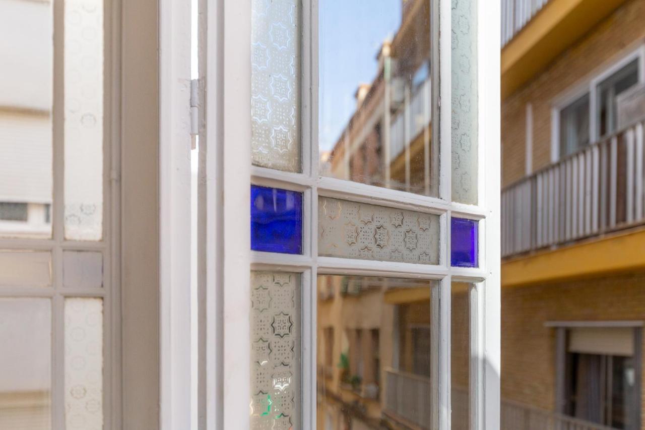 Apartment Wonderful With Three Bedrooms And Two Bathrooms In The Center Málaga